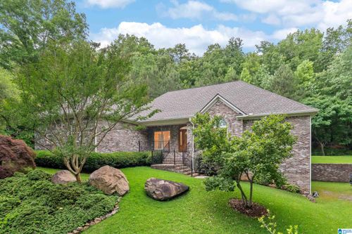 137 Mountain Oaks Dr, STERRETT, AL, 35147-8112 | Card Image