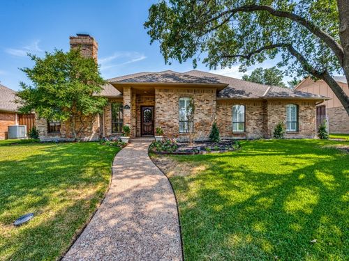 6115 Bluff Point Dr, Dallas, TX, 75248-4962 | Card Image