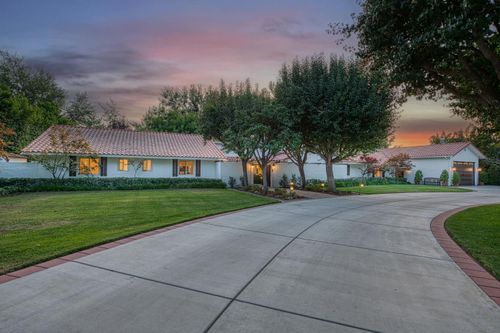 6695 N Van Ness Blvd, Fresno, CA, 93711-1249 | Card Image