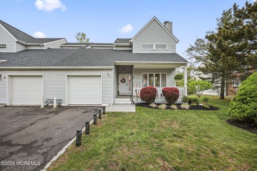 2 Oyster Creek Dr, Keyport, NJ, 07735-1300 | Card Image
