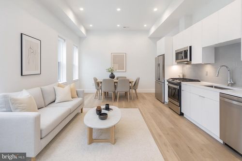 apt-102-1321 Rhode Island Ave Nw, WASHINGTON, DC, 20005-4871 | Card Image