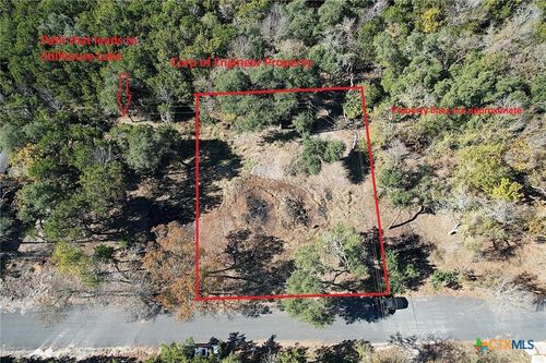 4240 Westview Dr, Belton, TX, 76513-7695 | Card Image