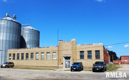 206 W 4th St, Kewanee, IL, 61443-2132 | Card Image