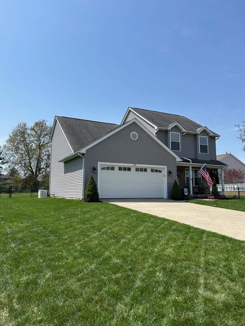 229 Stone Hedge Row Dr, Johnstown, OH, 43031-1327 | Card Image