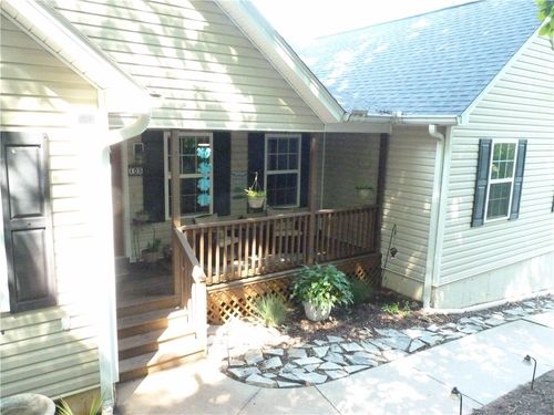 105 Wapiti Ln, Westminster, SC, 29693-6542 | Card Image