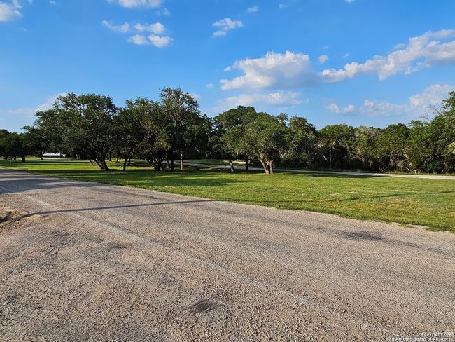 3440 Tanglewood Trl, House other with 3 bedrooms, 2 bathrooms and null parking in Spring Branch TX | Image 35