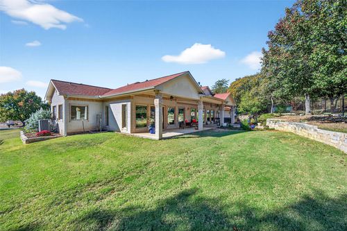 200 Cayuga Trl, Lake Kiowa, TX, 76240-9544 | Card Image