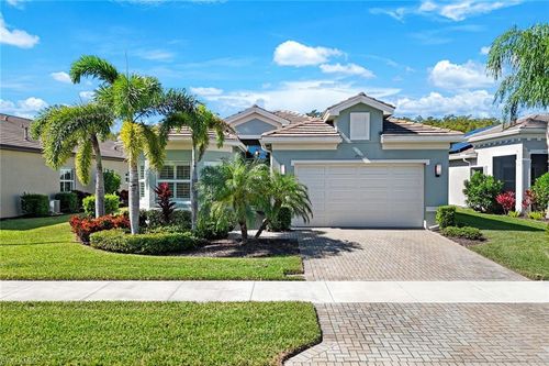 28564 Twain Dr, BONITA SPRINGS, FL, 34135-9142 | Card Image