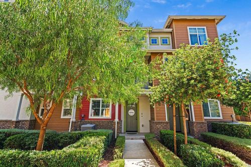 unit-9-389 Basswood Cmn, Livermore, CA, 94551-6508 | Card Image