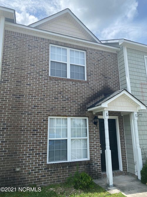 307 Bridgewood Dr, Jacksonville, NC, 28546-8359 | Card Image