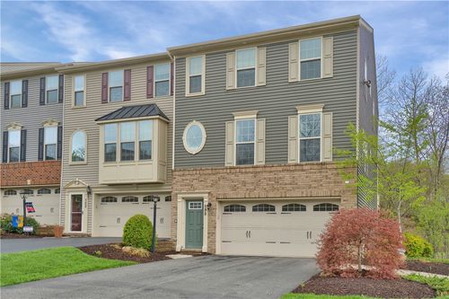 100 Arbor Trail Dr, Mc Kees Rocks, PA, 15136-3709 | Card Image