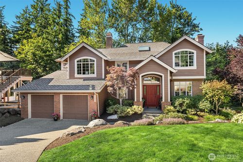 16862 Se 56th Pl, Bellevue, WA, 98006-5524 | Card Image