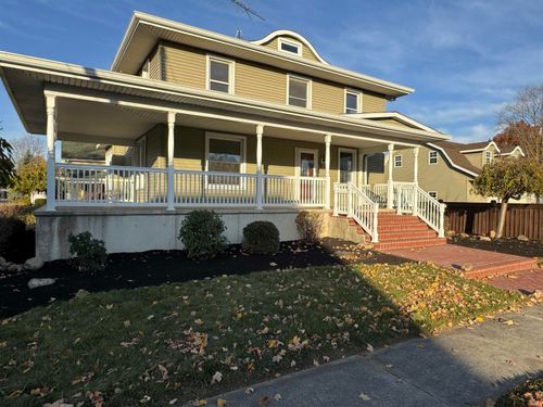 102 S Van Buren St, Monroe, IN, 46772-9346 | Card Image