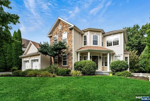 47 Hill Hollow Rd, Lake Hopatcong, NJ, 07849-2422 | Card Image