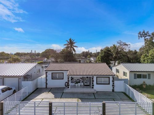 3130 Nw 102nd St, Miami, FL, 33147-1552 | Card Image