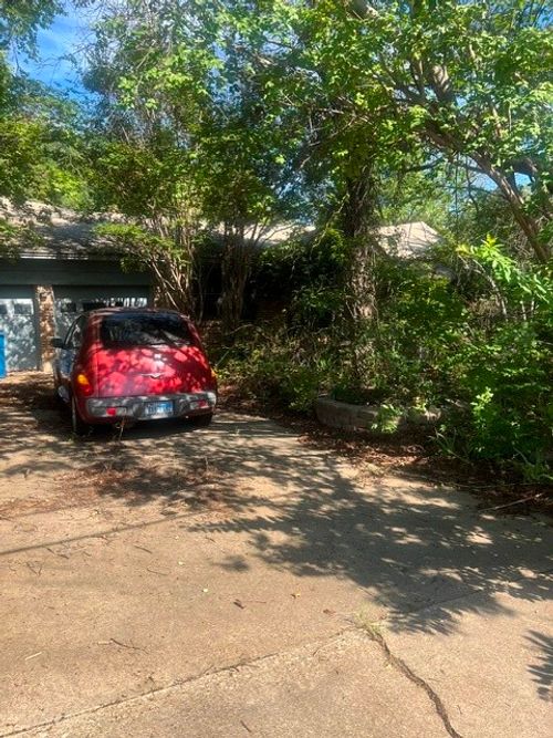 319 Rock Glen St, Desoto, TX, 75115-5001 | Card Image