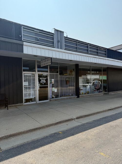 107 S Main St, Scottville, MI, 49454-1220 | Card Image