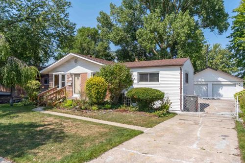 19439 Heckman Street, Clinton Charter Township, MI, 48035 | Card Image
