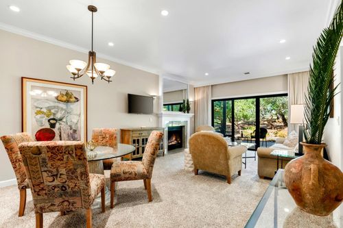 810 Augusta Circle, Napa, CA, 94558 | Card Image