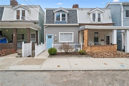 238 Plymouth Street, Mt Washington, PA, 15211 | Card Image