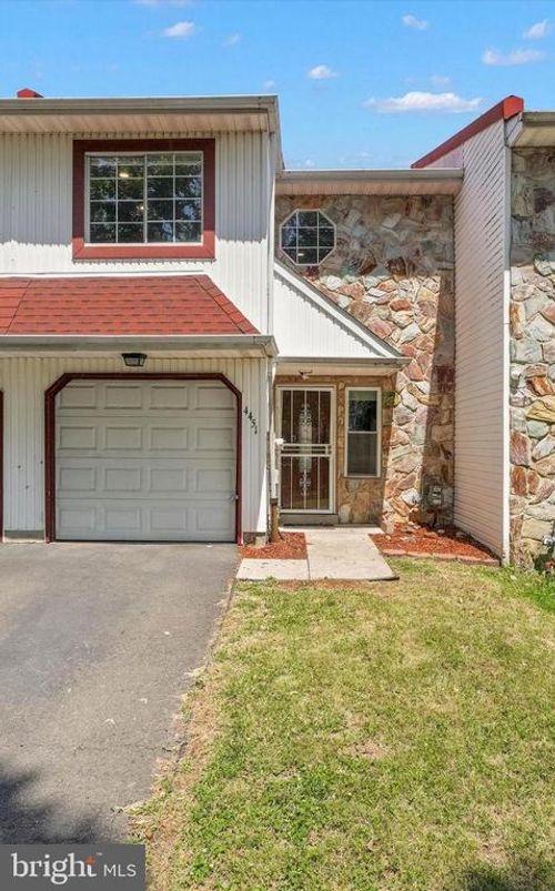 4451 Ernie Davis Cir, PHILADELPHIA, PA, 19154-1752 | Card Image