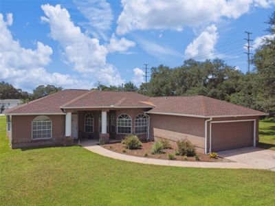 6943 Stephens Path, House other with 3 bedrooms, 2 bathrooms and null parking in Zephyrhills FL | Image 2