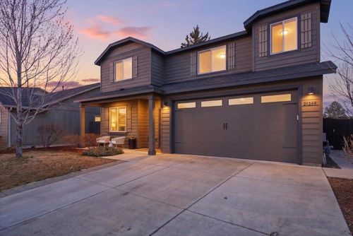 21269 Se Golden Market Ct, Bend, OR, 97702-3652 | Card Image