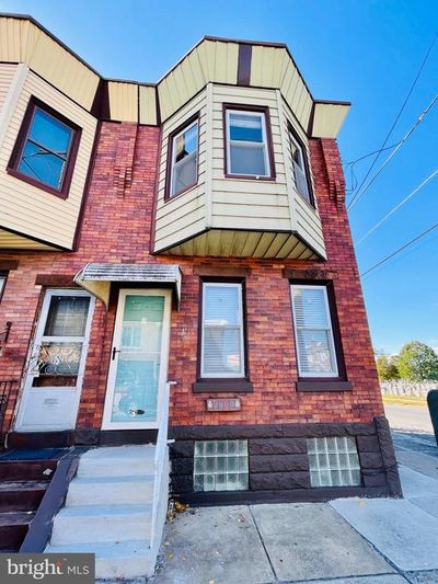 2600 E Venango Street, Townhouse with 2 bedrooms, 1 bathrooms and null parking in PHILADELPHIA PA | Image 1