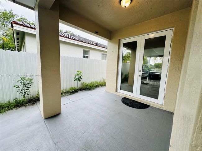 10886 Sw 242 Nd St, House other with 4 bedrooms, 2 bathrooms and null parking in Homestead FL | Image 41