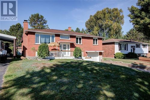 486 Bois St, Espanola, ON, P5E1A7 | Card Image