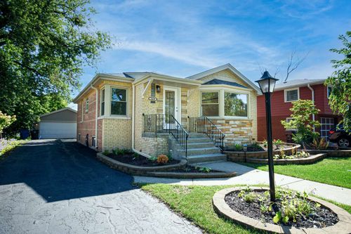 18439 Marshfield Ave, Homewood, IL, 60430-3319 | Card Image