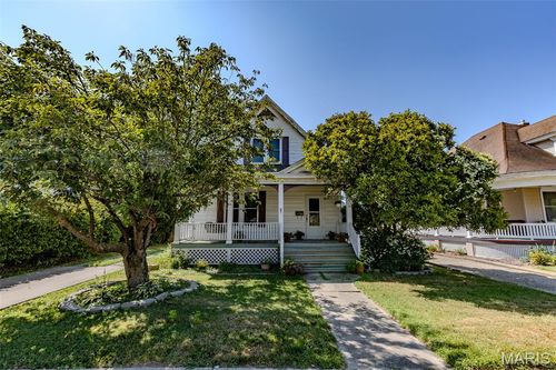 415 E 1st South St, Carlinville, IL, 62626-1825 | Card Image