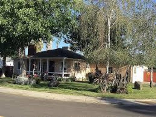 3005 W Euclid Ave, Stockton, CA, 95204-1332 | Card Image