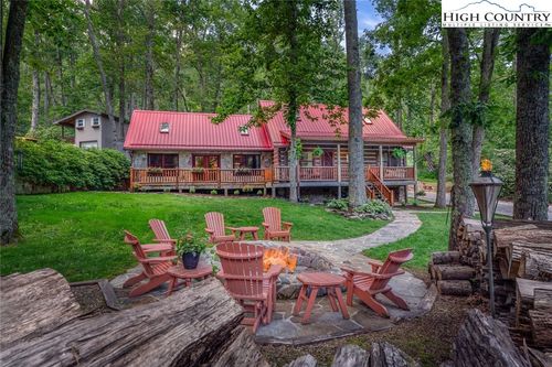 11 Cabin Cove Ln, Banner Elk, NC, 28604-6051 | Card Image
