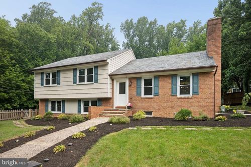 106 W Northern Pkwy, BALTIMORE, MD, 21210-2037 | Card Image