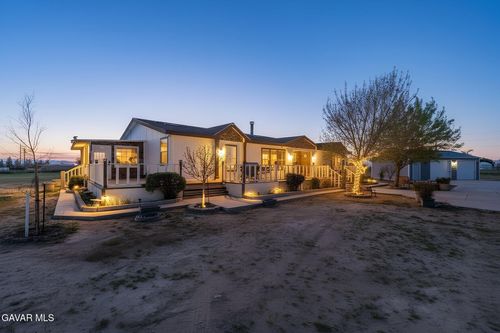 9890 Sue Avenue, Rosamond, CA, 93560 | Card Image