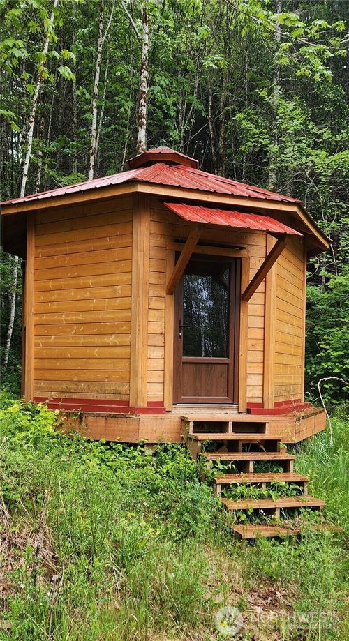 184 Labarre Rd, Chehalis, WA, 98532-9100 | Card Image