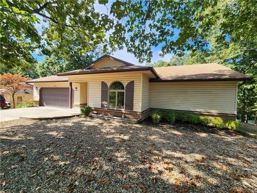 7 Cherhill Dr, Bella Vista, AR, 72714-2610 | Card Image