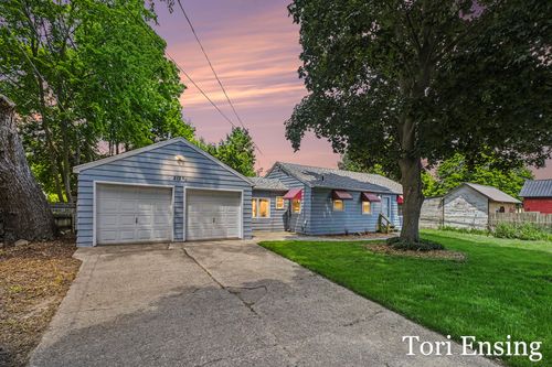 5-212.5 E Montcalm St, Greenville, MI, 48838-1862 | Card Image