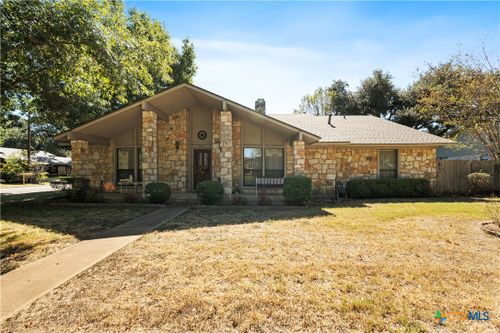 2201 Willow Lane, Taylor, TX, 76574 | Card Image