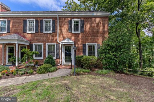 2813 S Abingdon St, ARLINGTON, VA, 22206-1311 | Card Image