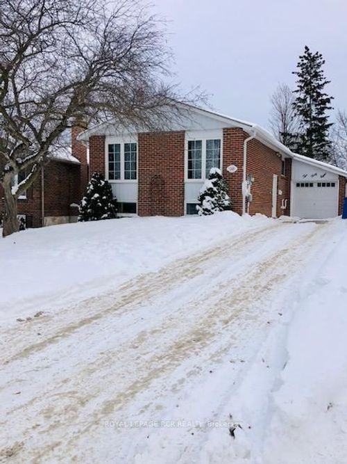 248 Talbot Crescent, Newmarket, ON, L3Y1A3 | Card Image