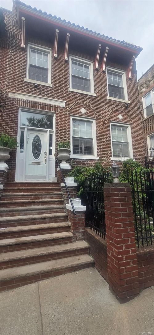 2-125 W 227th Street, New York, NY, 10463 | Card Image