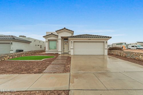 664 Paseo Modesto Dr, Horizon City, TX, 79928-8438 | Card Image