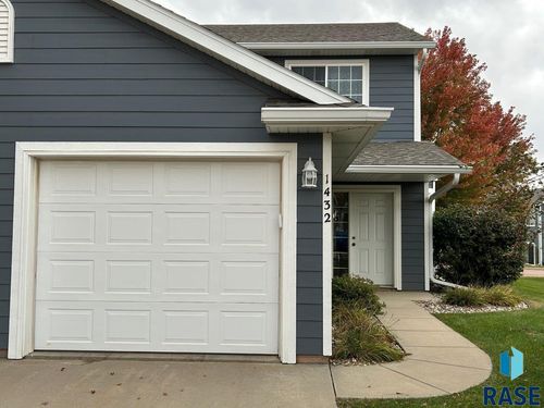 32-1432 N Conifer Pl, Sioux Falls, SD, 57107-0956 | Card Image