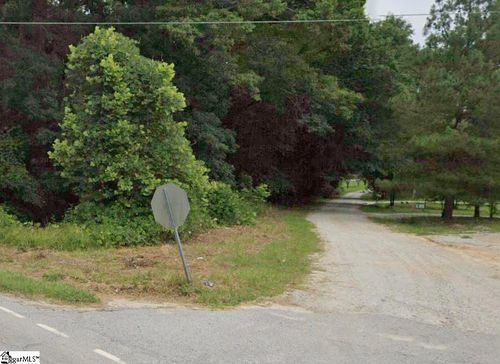107 Smith Farm Rd, pacolet, SC, 29372-2142 | Card Image