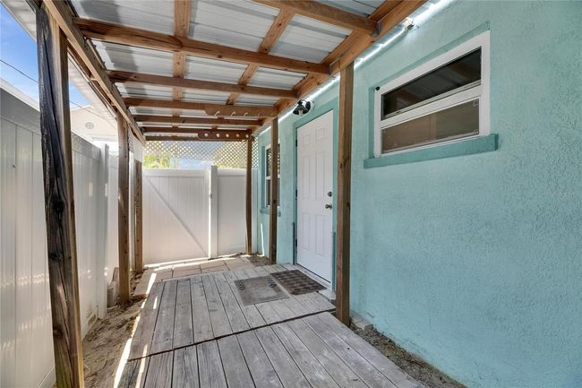 832 Seabreeze Dr, House other with 3 bedrooms, 2 bathrooms and null parking in RUSKIN FL | Image 65