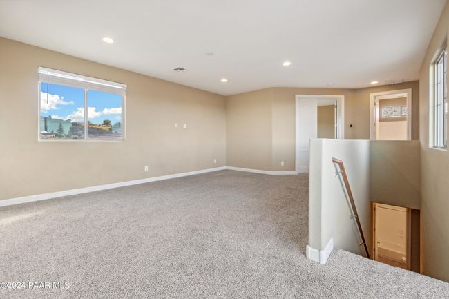 Game Room/Flex Space | Image 11