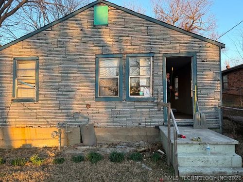 4527 S Waco Ave, Tulsa, OK, 74107-6811 | Card Image