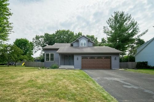 727 Rassbach St, Eau Claire, WI, 54701-7197 | Card Image